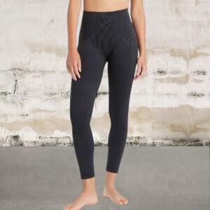 Joy Lab NWOT Black High Rise Ribbed 7/8 Leggings XS